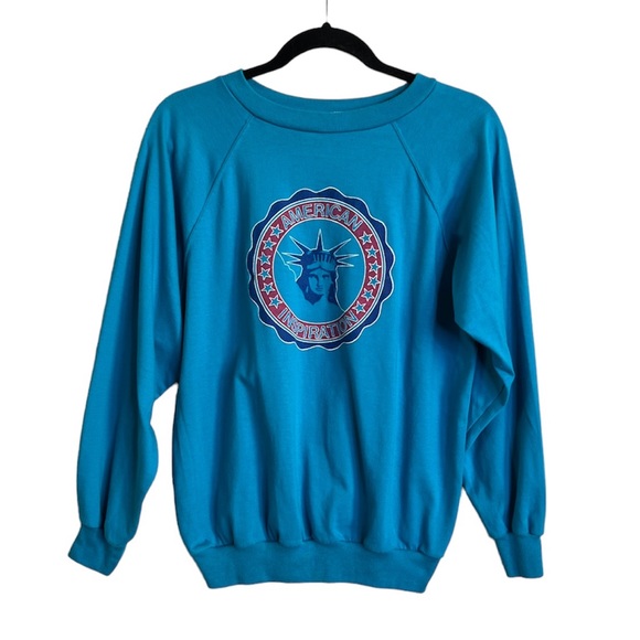 American Inspiration Tops - AMERICAN INSPIRATION Statue of Liberty Teal Sweatshirt style Top